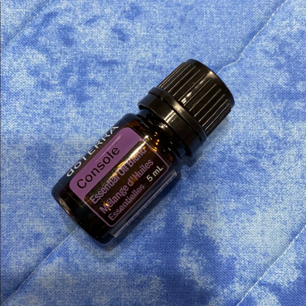 Doterra Console